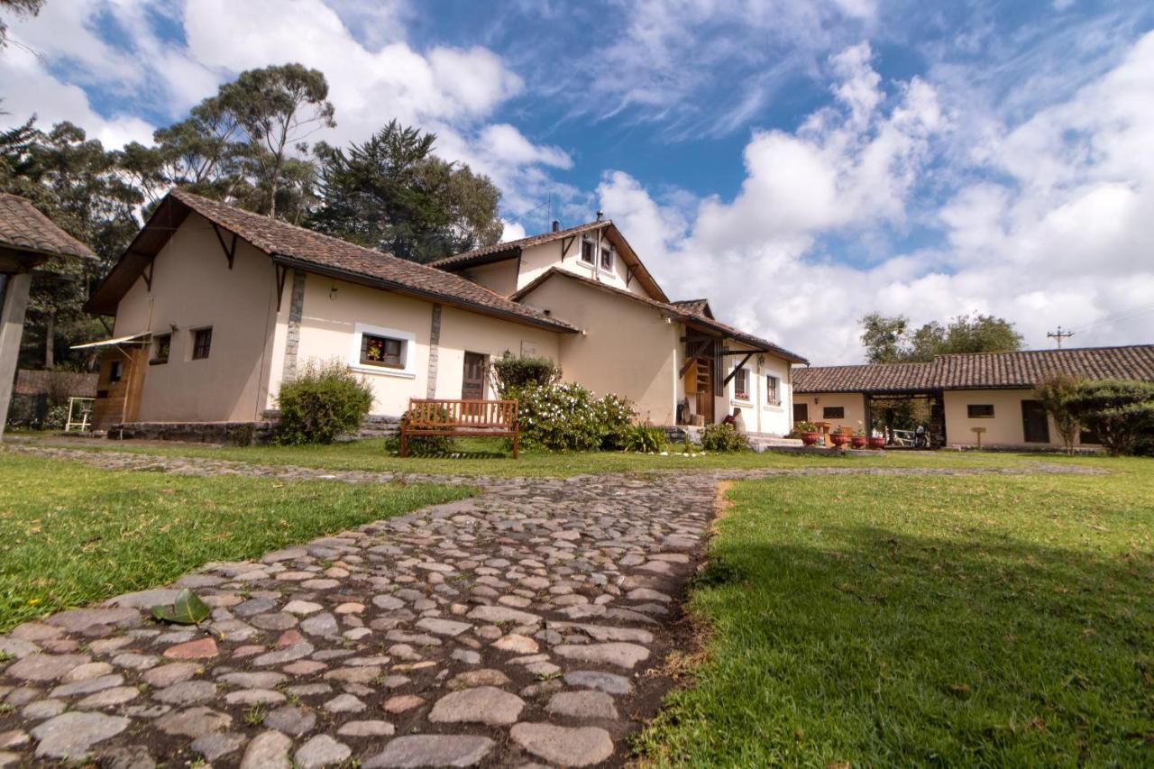 Hosteria Papagayo Cotopaxi Machachi Esterno foto